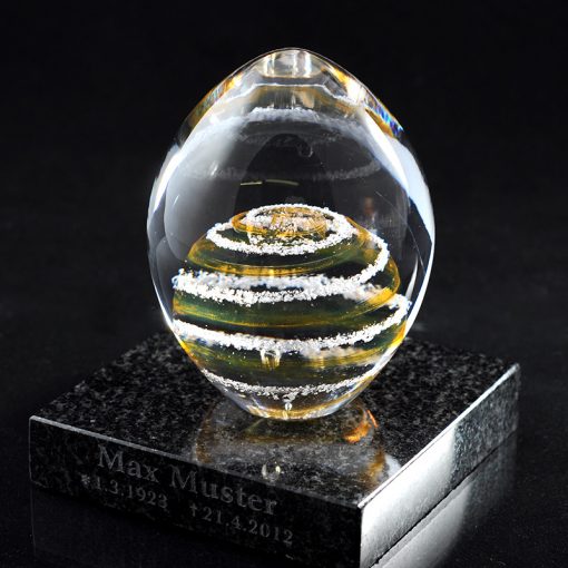 Barevné sklo s popelem