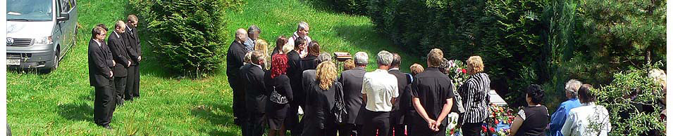 Smuteční květinová výzdoba